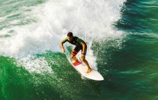 体彩竞猜：梅西印度行风波，30分钟离场引发承诺黑洞质疑，球迷梦想破碎还是商业策略失误？