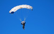 【中国竞彩网】塞巴里脚后跟魔术般变向低射，恩瓦巴利神扑力保球门不失